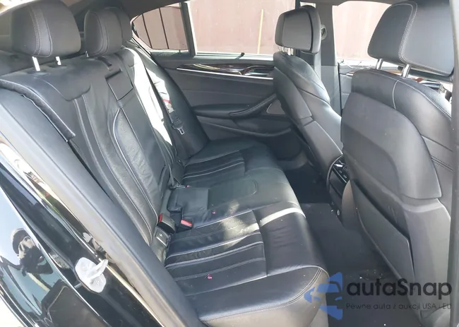 WBAJE5C30HG477780: 44287828