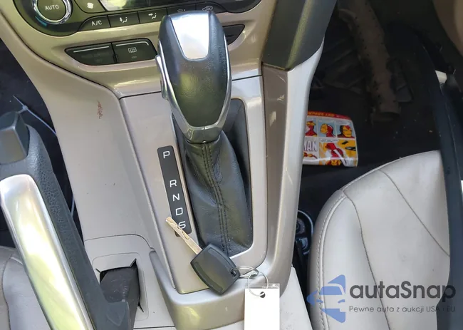 1FAHP3M22CL122086: 44287838