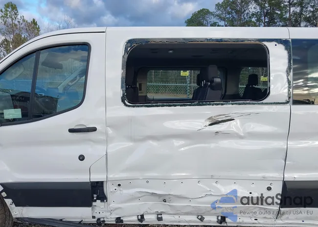 1FBAX2Y82TKA13576: 44287843