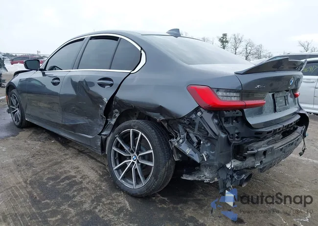 3MW5R7J0XM8B53111: 44287946