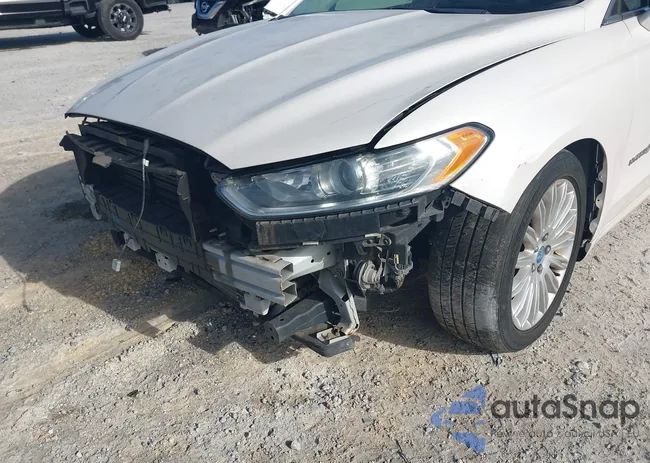 3FA6P0LU0DR206631: 44287985