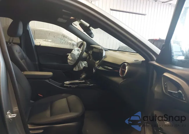 KL77LJEP6SC128596: 44288052