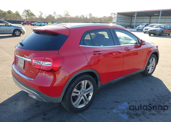 WDCTG4GB3FJ076168: 44289032