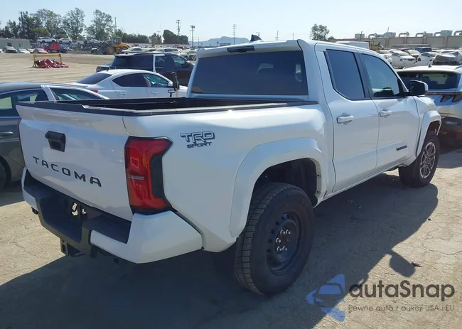 3TMKB5FN0RM016843: 44289041