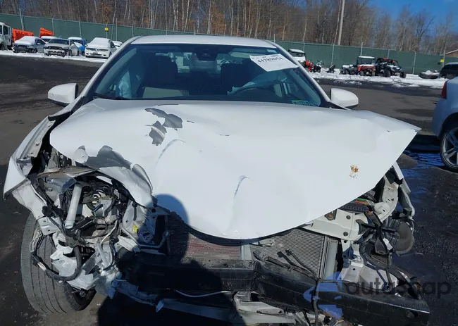 2T1BURHE5JC978499: 44289054