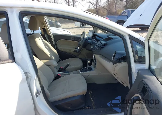 3FADP4BJXJM138272: 44289135