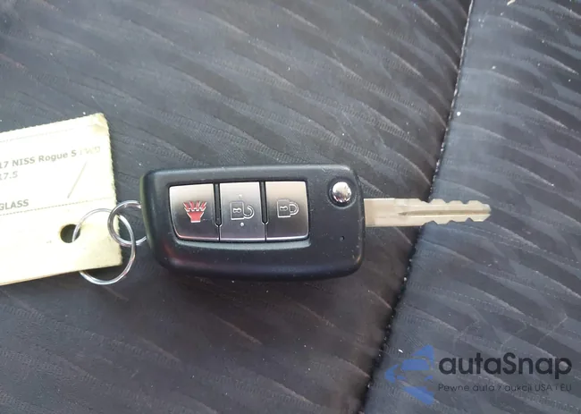 JN8AT2MT1HW135142: 44289207