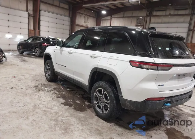 1C4RJYC65P8807631: 44289326