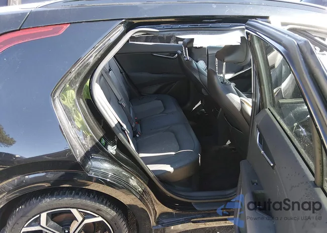 KNDCR3LE9P5041350: 44289505