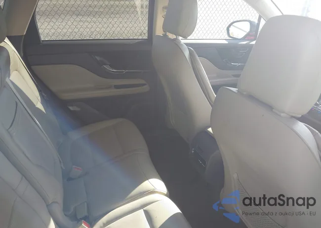 5LMCJ1C92NUL16003: 44289526