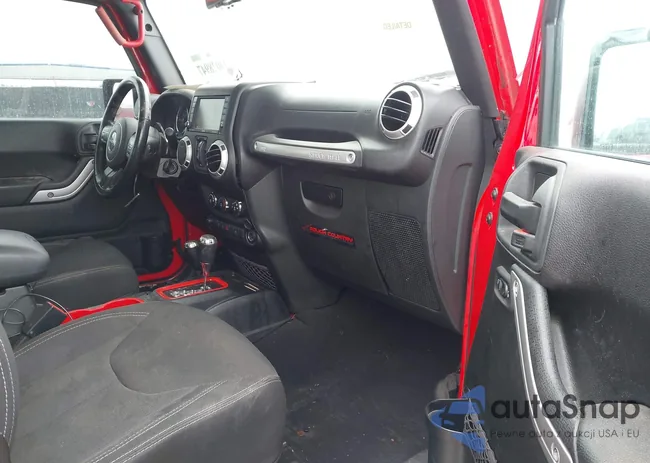 1C4HJWEG1JL900737: 44289554