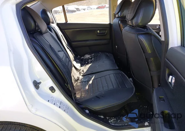 3N1AB6AP2BL724858: 44289563