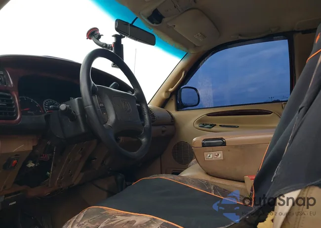 3B7HF13ZXXM588062: 44289568