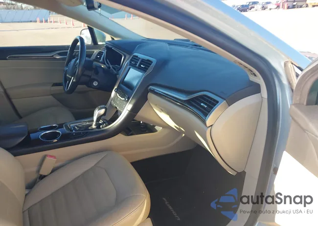 3FA6P0PU3DR351320: 44289588