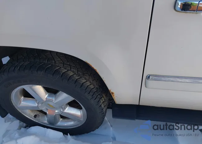 1GNSKKE7XDR105979: 44288697