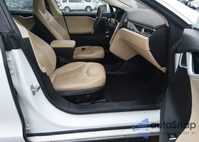 5YJSA1H15EFP40094: 44288716