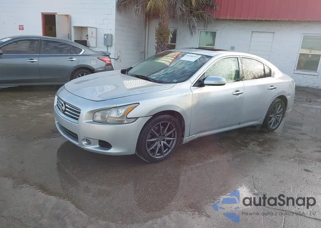 1N4AA5AP8CC867925: 44288914