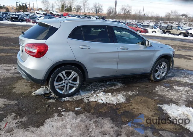 WDCTG4GB2FJ131256: 44289020