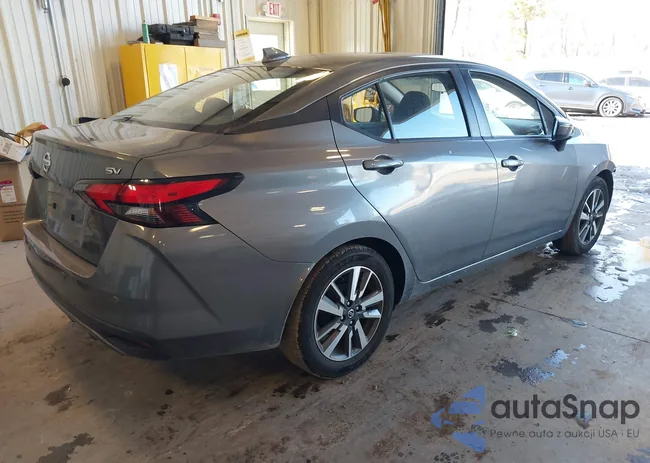 3N1CN8EV0ML885894: 44290077