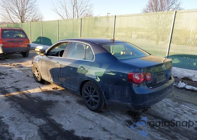 3VWRZ7AJ6AM024652: 44290177