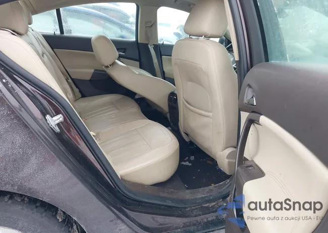 W04GT5GC5B1032002: 44290223