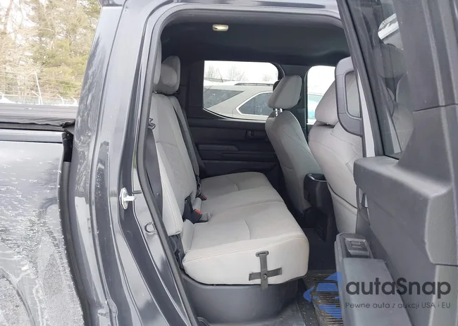 3TMLB5JN1RM024509: 44290232