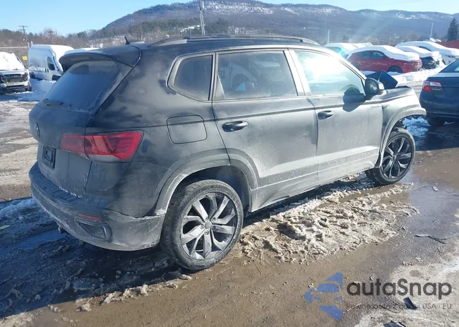 3VVSX7B22NM063568: 44290261