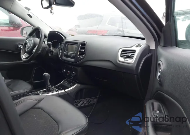 3C4NJCBB8JT287188: 44290264