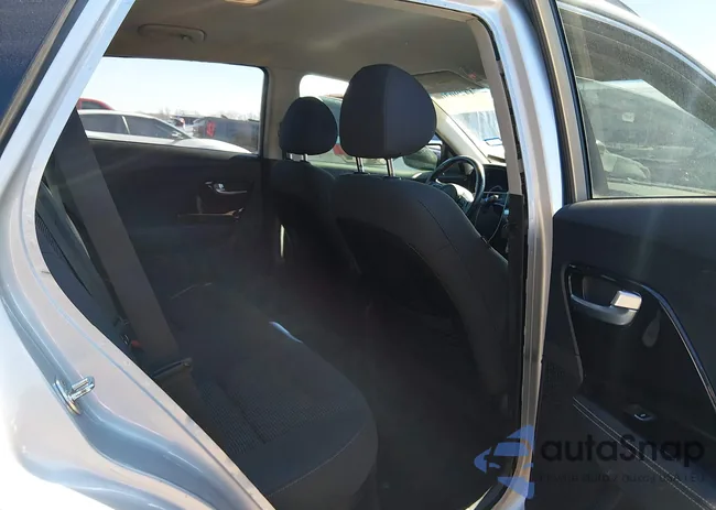 KNDCB3LC4L5400455: 44290361