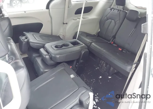 2C4RC1BGXHR820926: 44290384