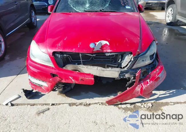 WDDGF4HB2CR237640: 44290464