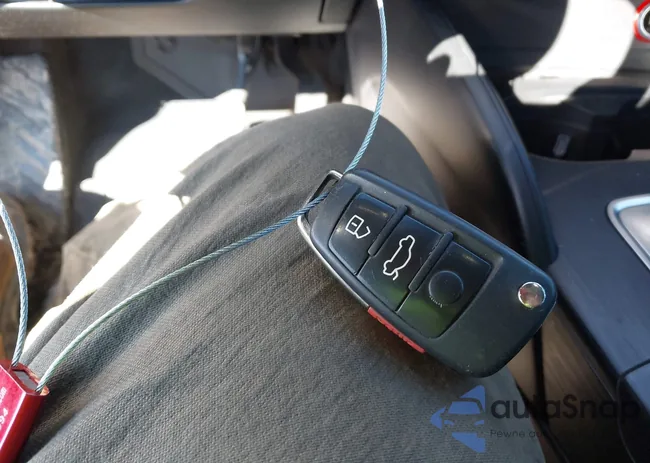 WAUEFGFF2F1072519: 44290502