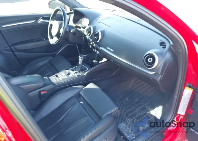 WAUEFGFF2F1072519: 44290502