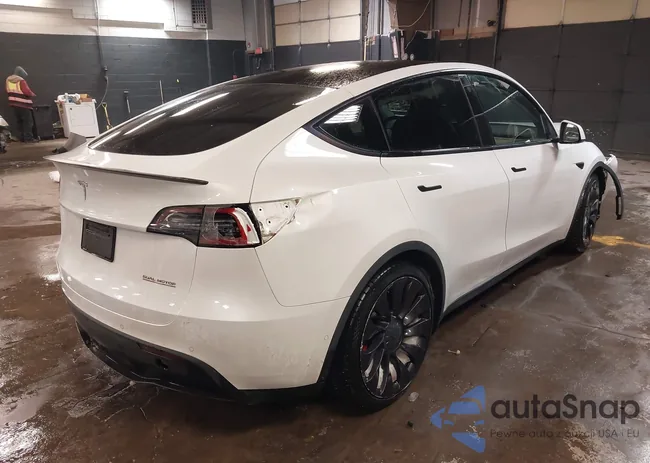 5YJYGDEF3LF009672: 44290524