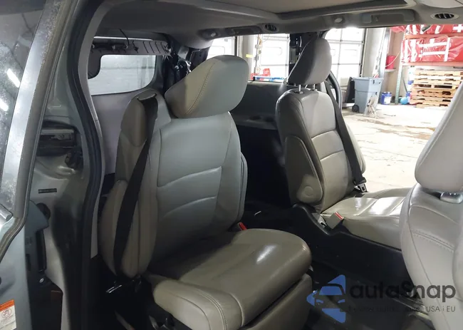 5TDYK3DC7FS634334: 44290621