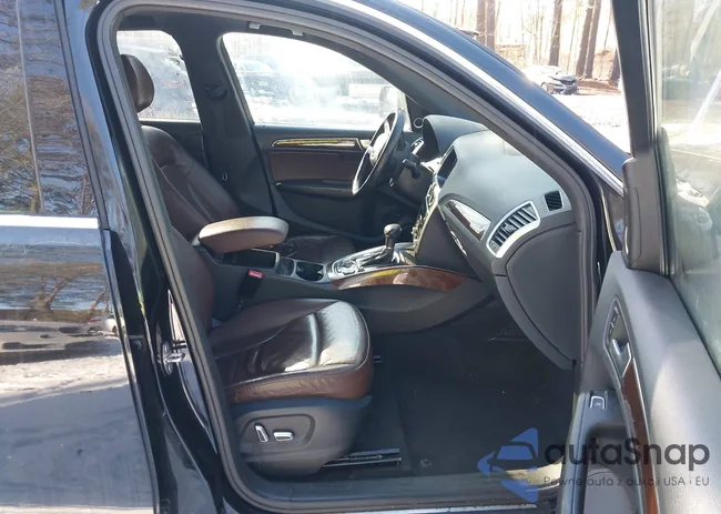 WA1LFAFP3FA060017: 44289637