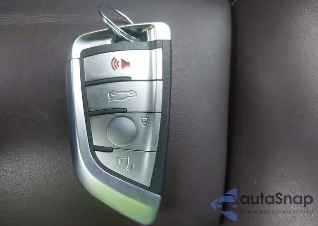 WBAKN9C55ED000949: 44289648