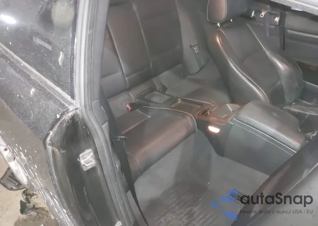 WBAKF3C56CE975171: 44289698