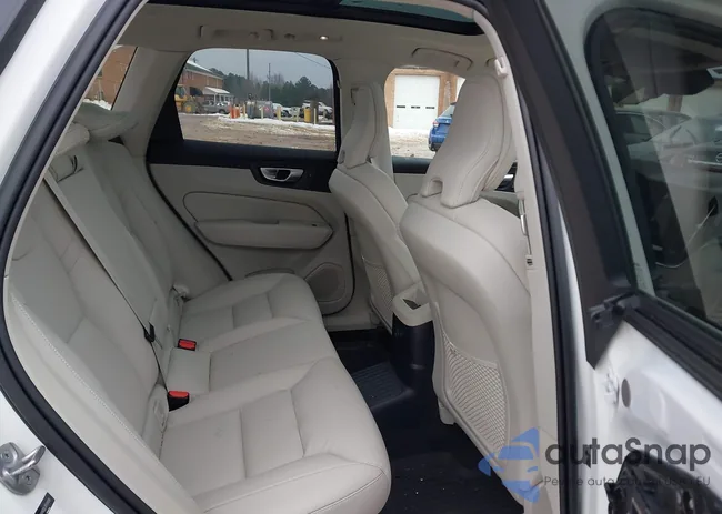 YV4H60DL0R1781810: 44289720