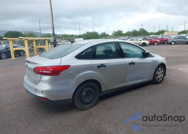 1FADP3E25GL366141: 44289748