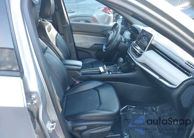 3C4NJDBN1RT607043: 44289816