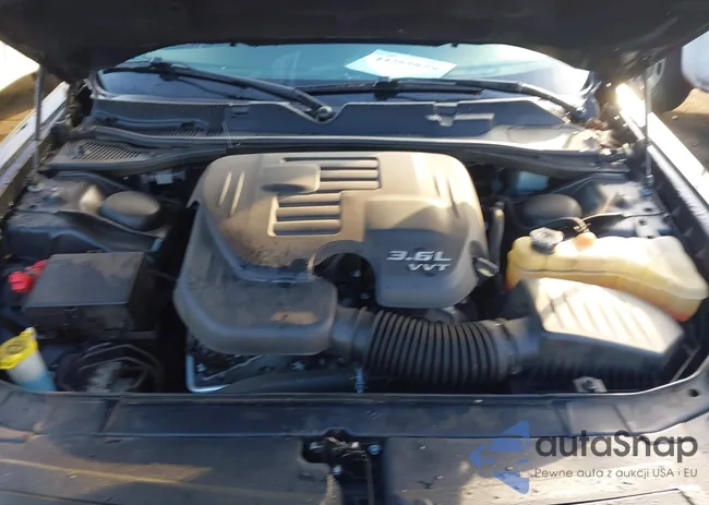 2C3CDZJG3NH211475: 44289829