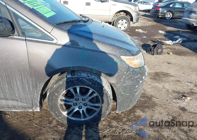 5FNRL5H45CB011925: 44289866