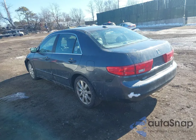 1HGCM66545A051933: 44289874