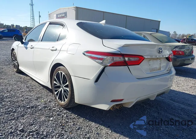 4T1B21HK8KU514054: 44289875