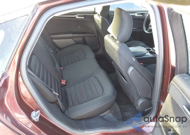 3FA6P0T90GR205818: 44289880