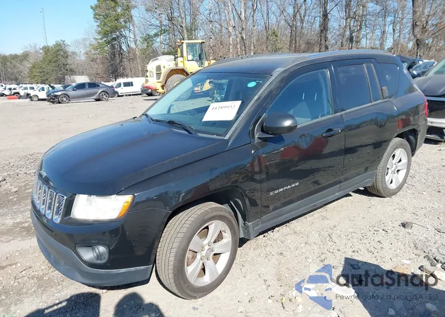 1C4NJCBA1CD694883: 44289932