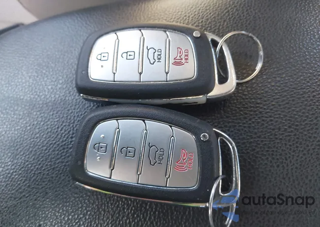 KMHD35LHXHU354602: 44289946