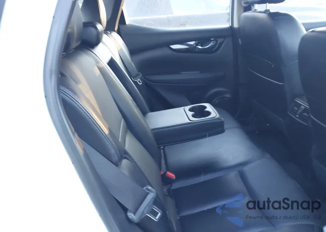 JN1BJ1CW4NW497346: 44291314