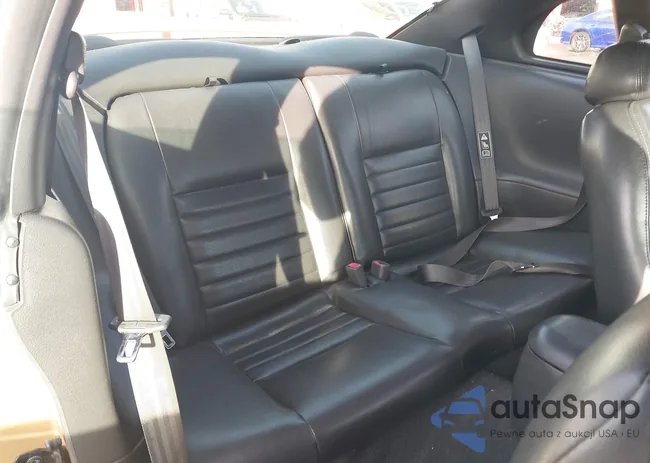 1FAFP42X5YF217680: 44291327